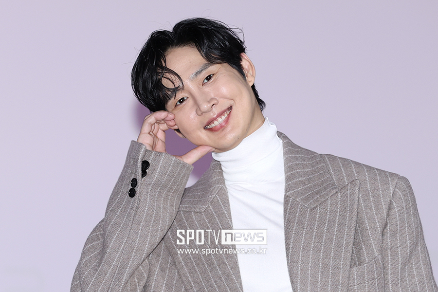 [단독]박성훈, 한지민 손 잡고 로맨스로 복귀…'미혼남녀의 효율적 만남' 주연