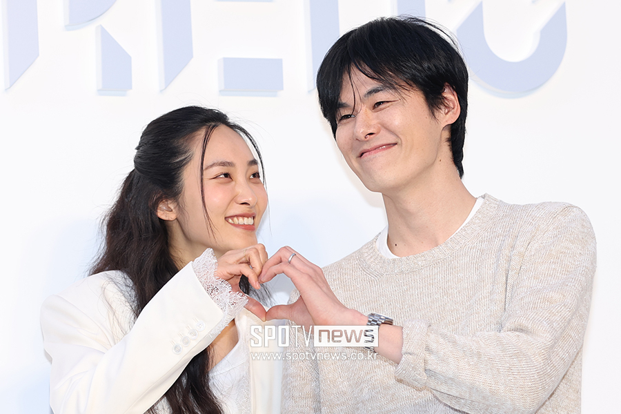 [포토S] 곽지영-김원중 부부, '꿀이 뚝뚝 떨어져~'