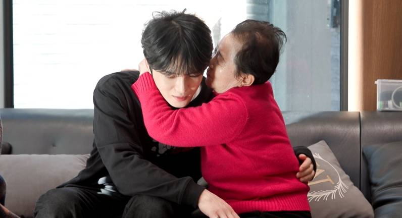 김재중 母 "아들과 3살 때 첫 만남…자기 버리지 말라고" 눈물('편스토랑')