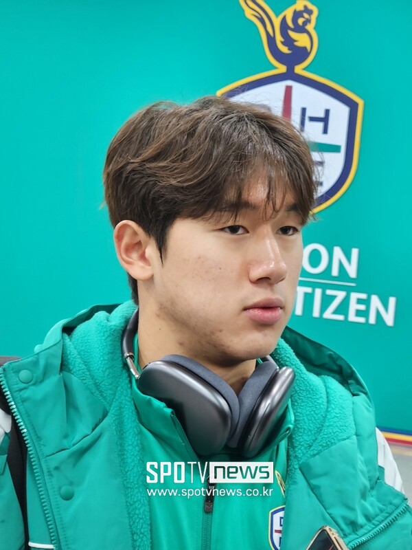[SPO 현장]브라이턴과 5년 계약 윤도영, 당찬 자신감 "창의적인 킬러 패스+어려운 드리블 좋게 봐줬어요"
