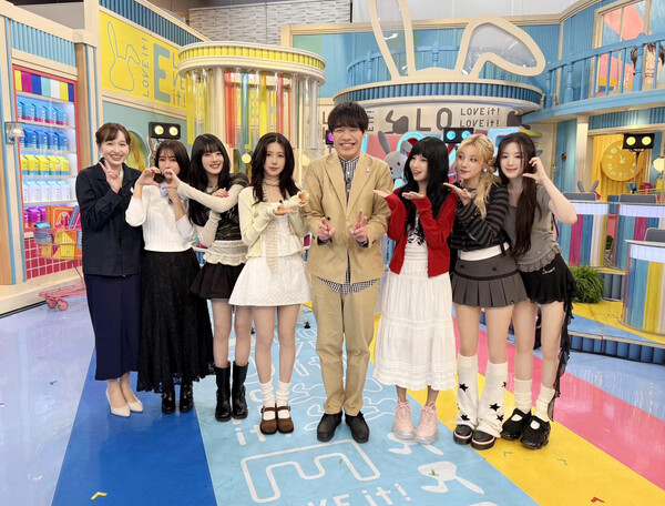(여자)아이들, 일본 TBS 아침 프로 '라빗토!' 깜짝 등장…'열혈팬' MC 카와시마 축하
