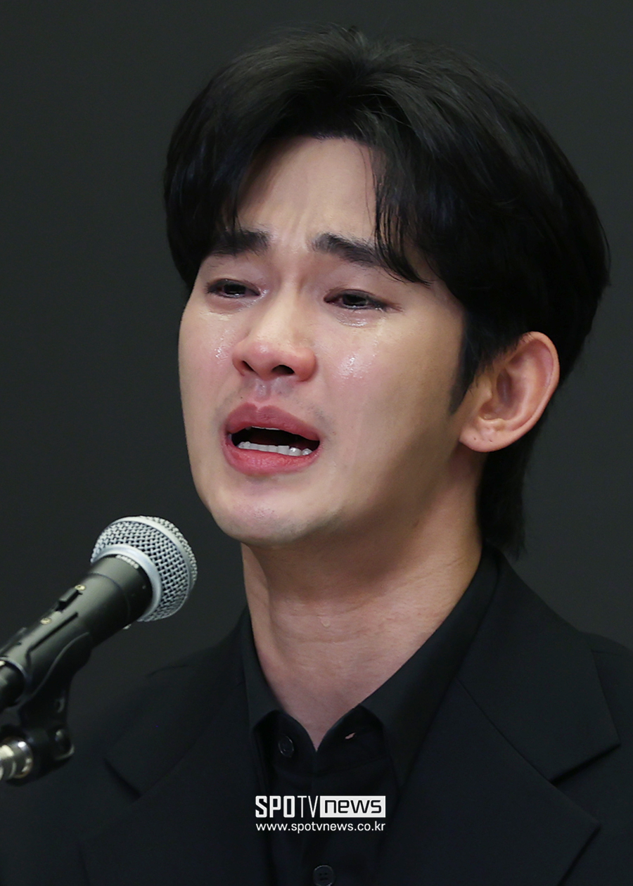 김수현, 눈물의 기자회견 이틀 만에 가세연 주장 11종 반박[종합]