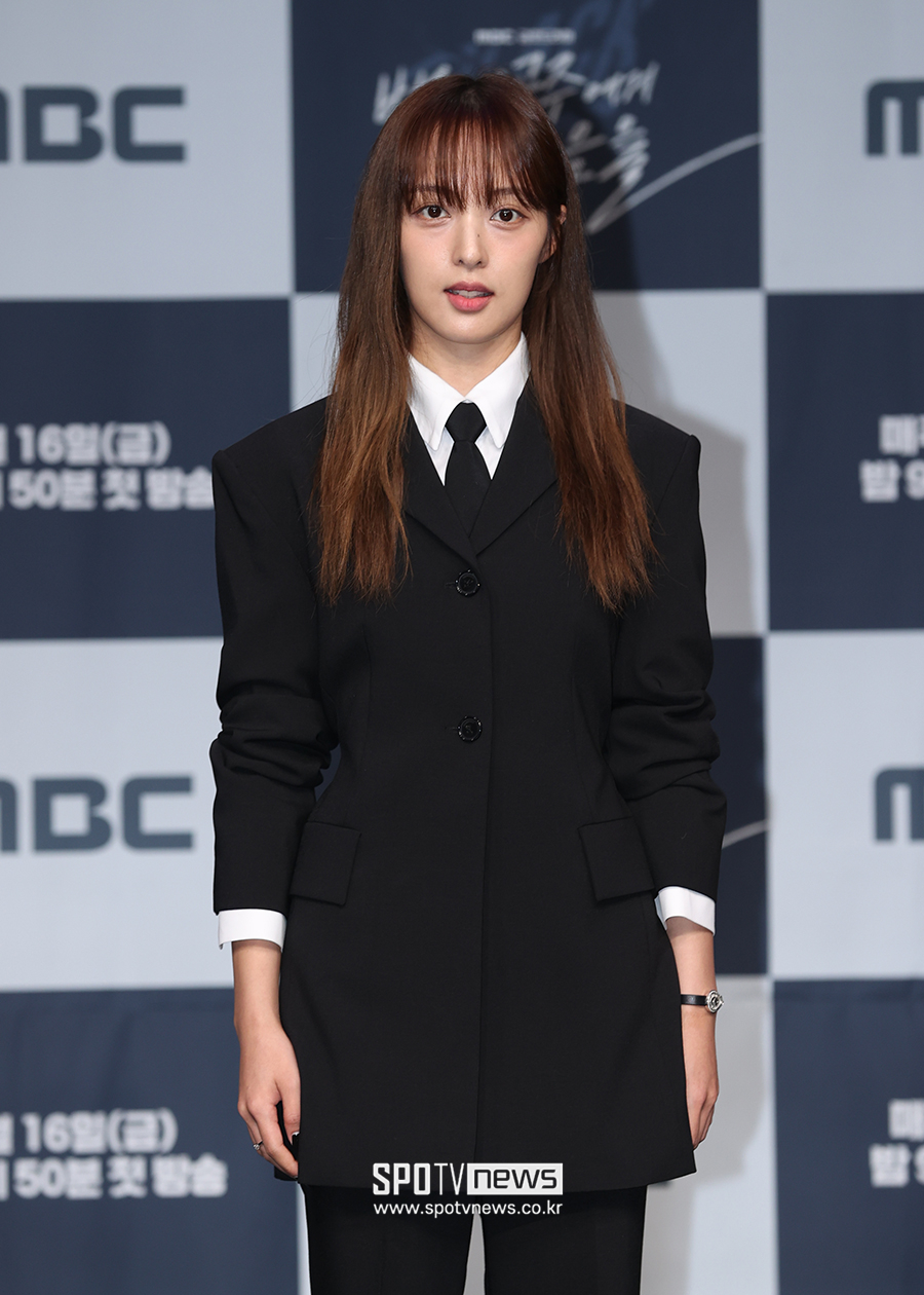 "하필 또 비 오네" 김보라, 故김새론 49재 추모글 '먹먹'