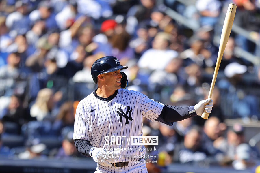 "절대적으로 좋다" KBO에서 못 보는 화제의 방망이, MLB 커미셔너는 대환영