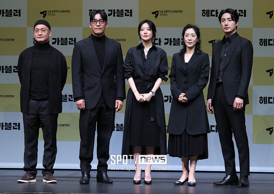 [포토S] 연극 '헤다 가블러'의 주역들