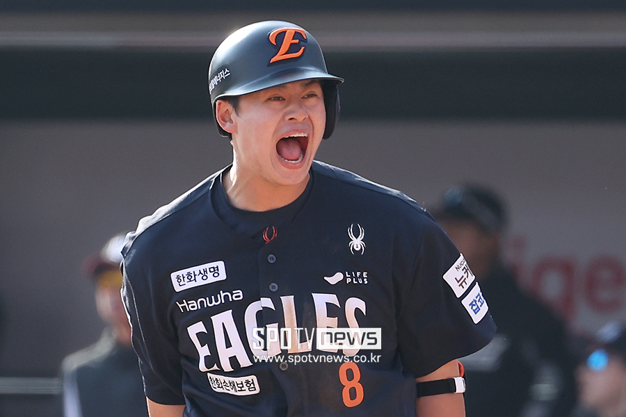 '시속 175㎞' 노시환 홈런 타구속도 무서울 정도…한화 퍼펙트 수모 위기→1회부터 3점 선취