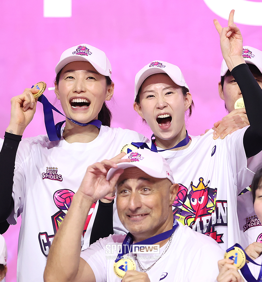 ▲ 김연경 김수지 ⓒ곽혜미 기자