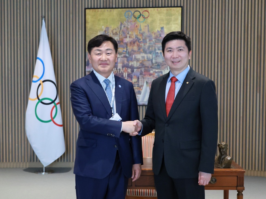 유승민 대한체육회장(오른쪽), 김관영 전북도지사 사진 ⓒ전북특별자치도