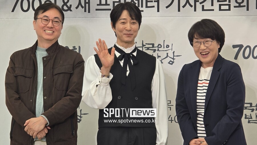 ▲ 왼족부터 '한국인의 밥상' 임기순 프로듀서, 새 프레젠터 최수종, 전선애 작가. ⓒ김현록 기자