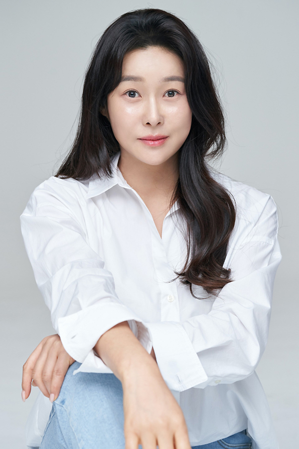 현영, 스크린 컴백작 '하루 또 하루' 17일 개봉 "주변 어려운 이들 떠올라 가슴 먹먹"