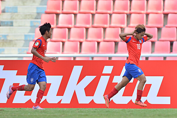 ▲ 2014년 U-17 아시안컵에서 강력한 인상을 남겼던 이승우. ⓒ아시아 축구연맹