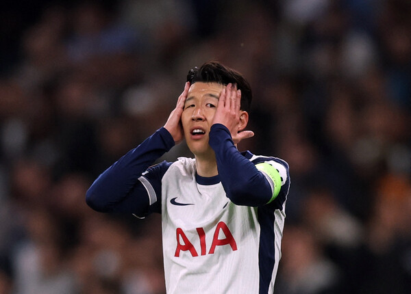 ▲ 토트넘 홋스퍼 손흥민은 올 시즌 내내 리더십에 대해 비판 받고 있다. ⓒ연합뉴스/EPA/REUTERS