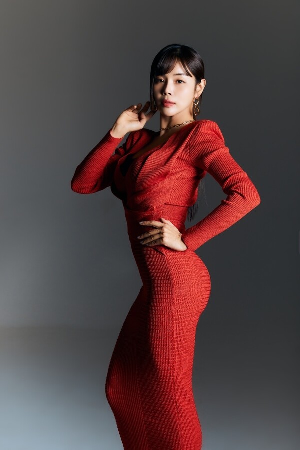 트로트 여신에서 뮤지컬 여신으로…조정민, '헤어드레서' 주연 캐스팅