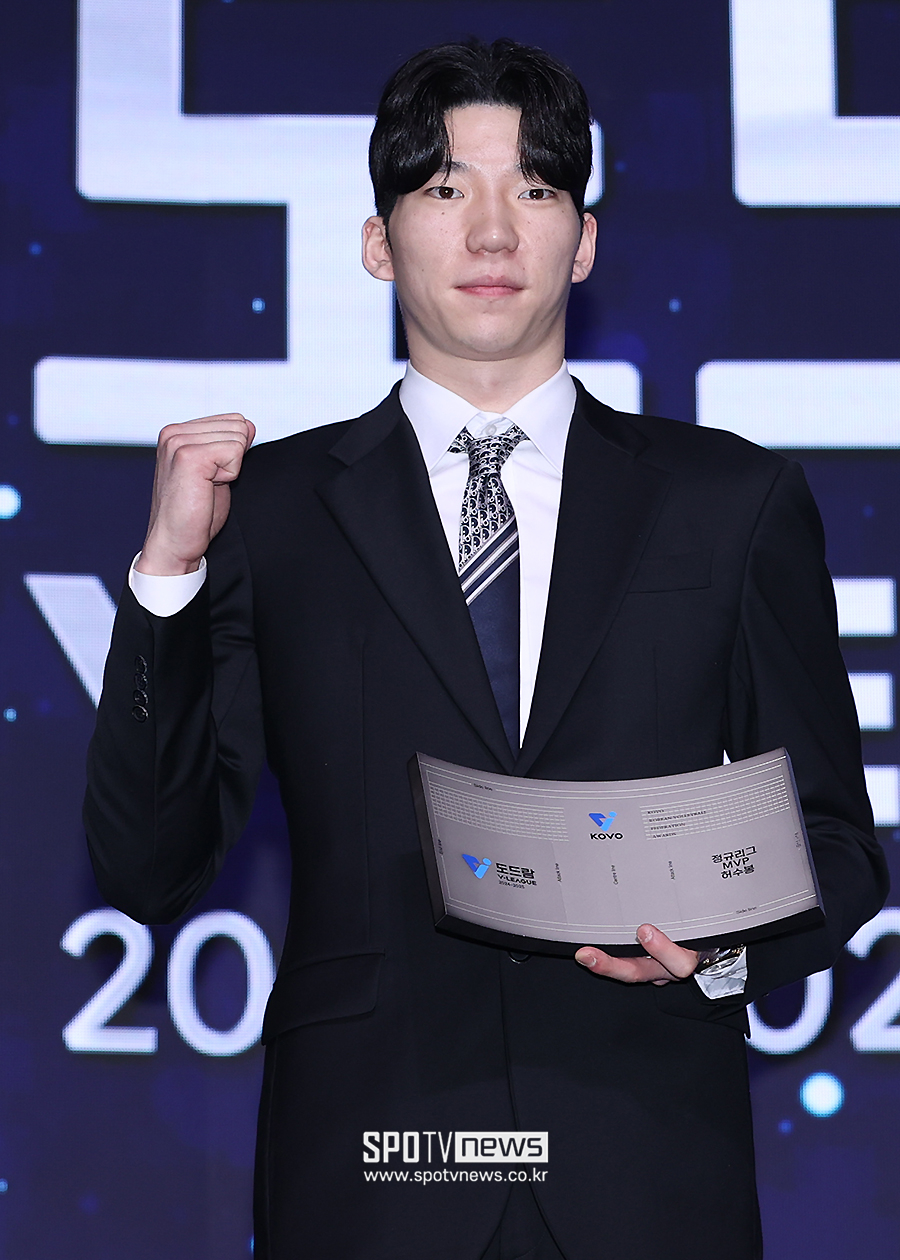 [포토S] 허수봉, 영광의 MVP