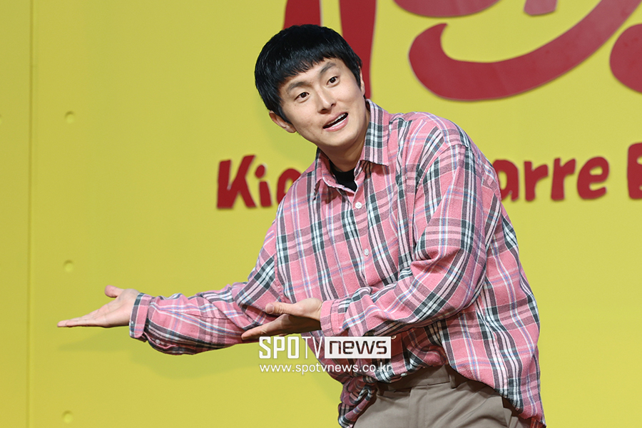기안84 "BTS 진, '기안장'의 실세…눈물 흘리며 흔들리던 나 잡아줘"