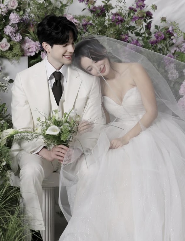 ▲ 로빈 데이아나(왼쪽), 김서연. 출처| 김서연 인스타그램