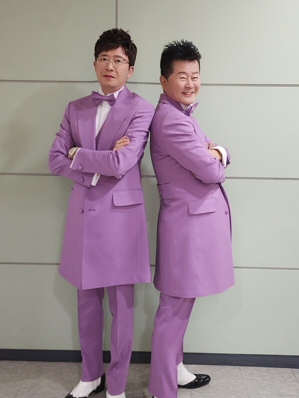 이부영, '산다는게 좋다'로 인기몰이…태진아와 찰떡 케미