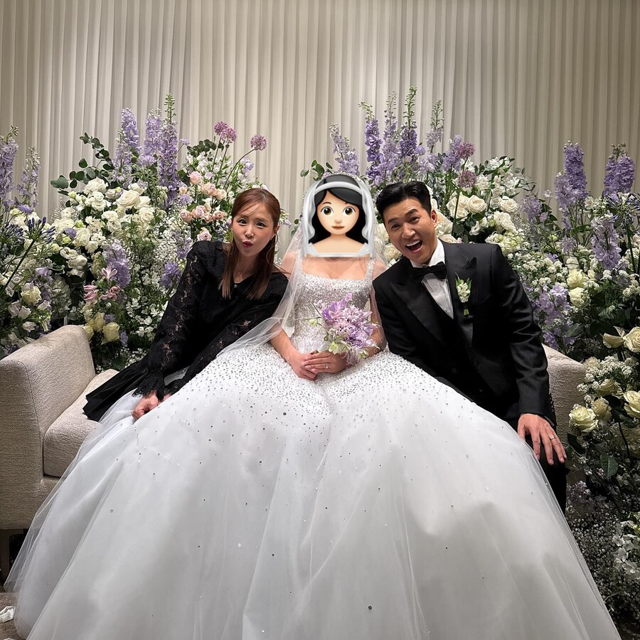 트리플 결혼식에 연예가 땀났다…'두탕' 인증샷 릴레이[이슈S]
