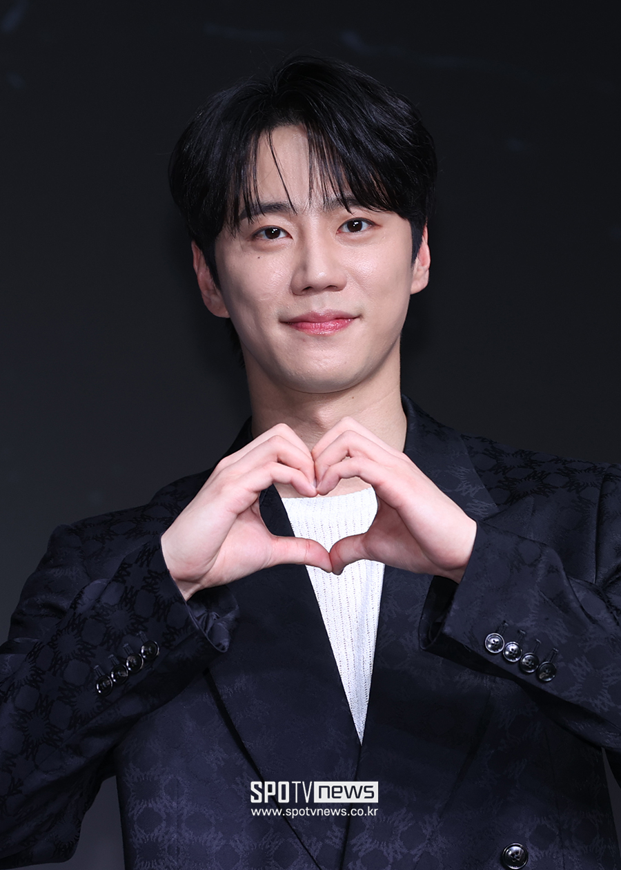 '넷플릭스 아들' 이준영 "영광이다…'폭싹' 사랑 얼떨떨, 금명이에게 미안"