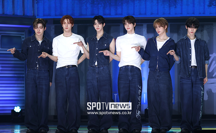 [포토S] 투어스, '점점 멋있어져!'