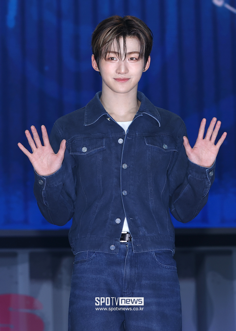 [포토S] 투어스 지훈, '블링블링'