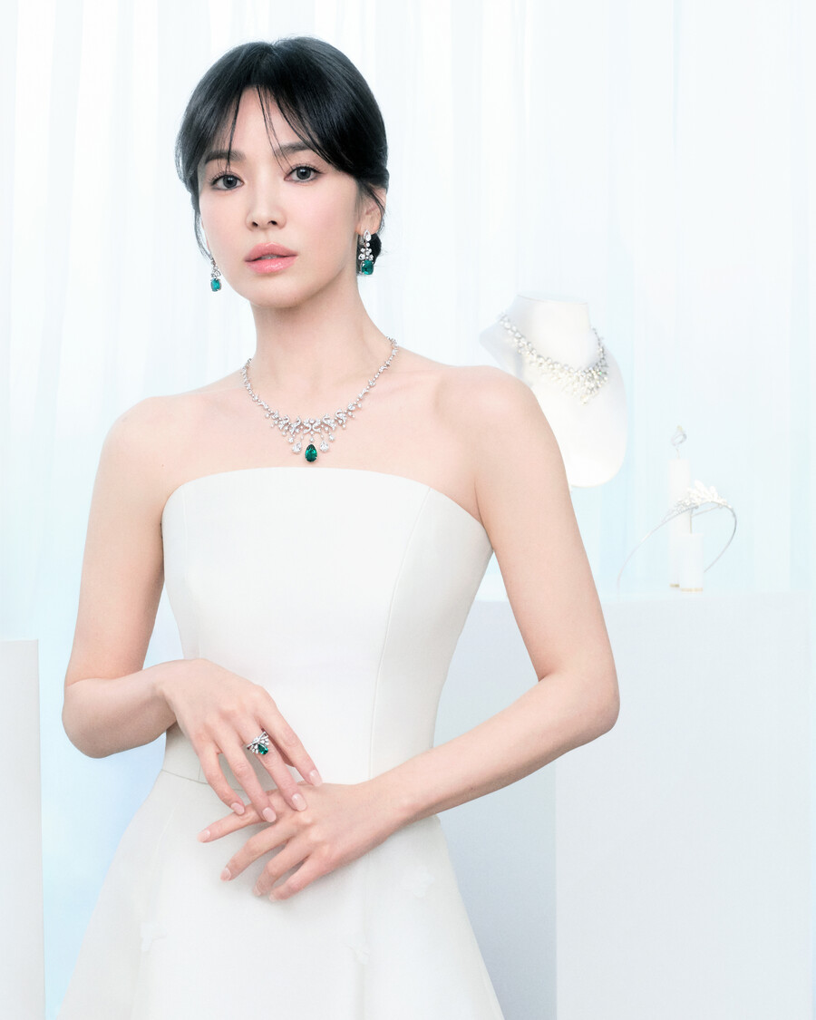 송혜교, 고품격 완성형 미모[화보S]