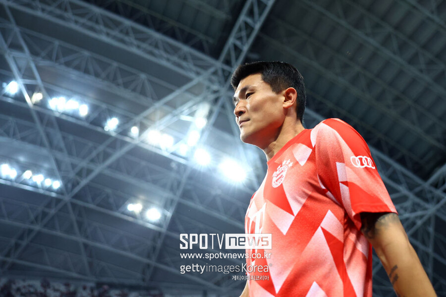 [속보] 뮌헨, 김민재 바꾸기 돌입 "5대리그 실수 1위 눈엣가시"…센터백 영입 후보 전격 공개 → 20살 973억원