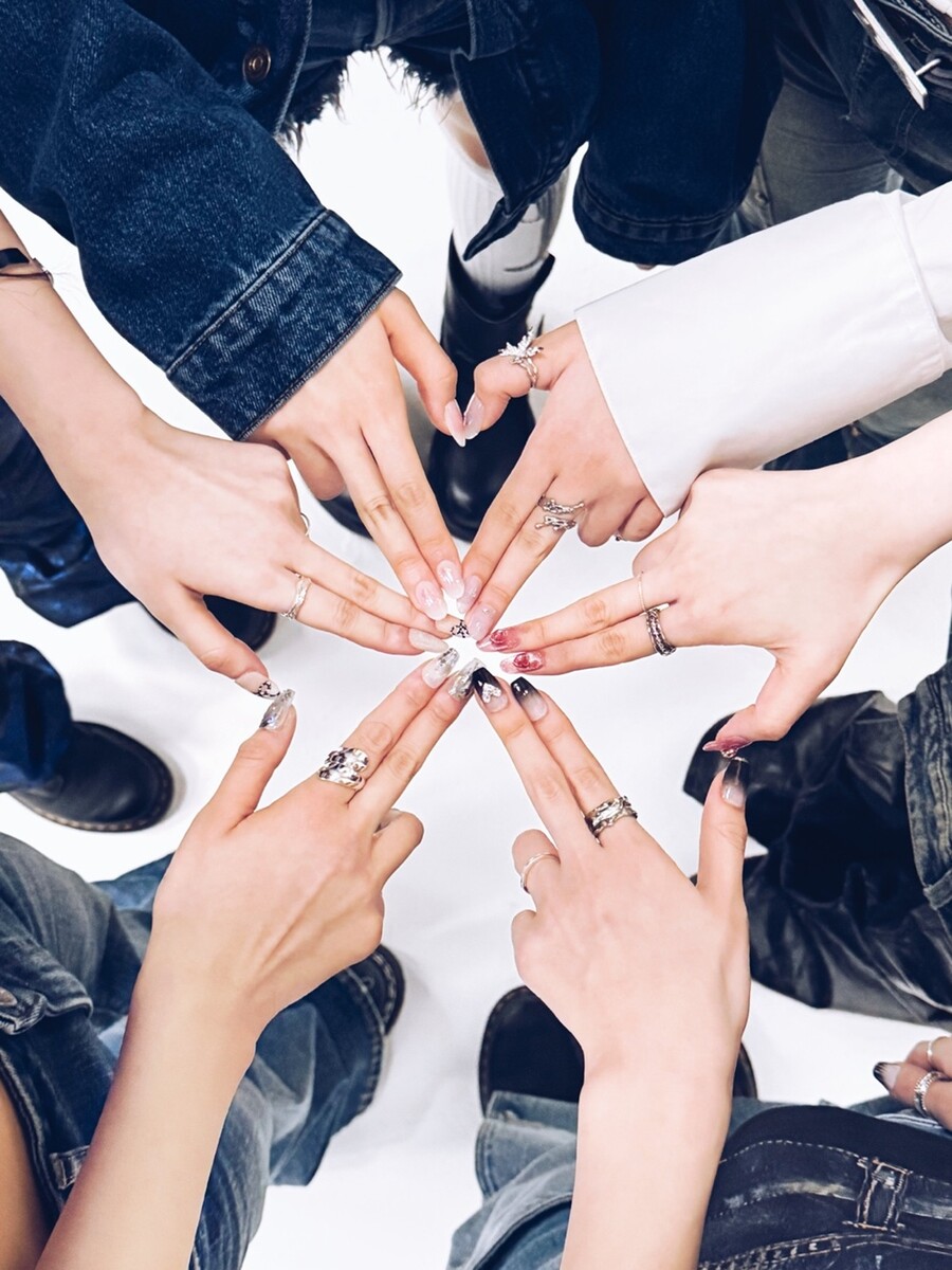린브랜딩 첫 걸그룹, '아이랜드2' 링링 포함 6인조…쎄이 프로듀싱 맡았다