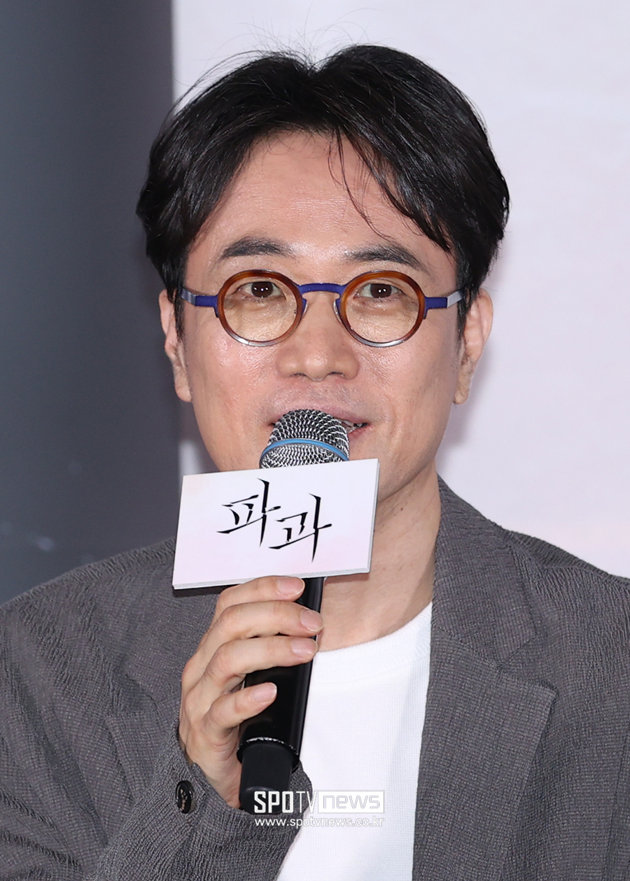 [포토S] 인사말 하는 민규동 감독
