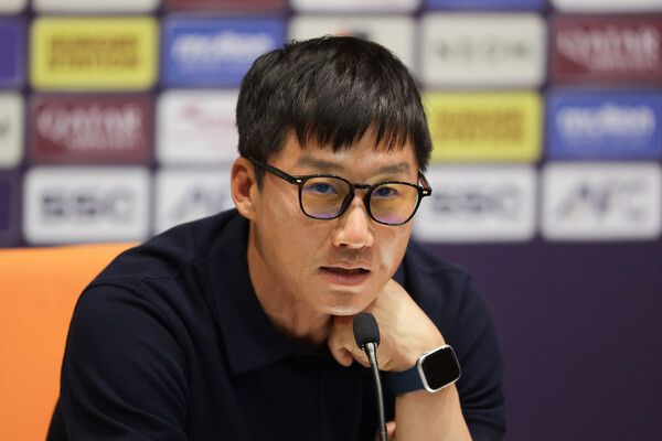 '계란으로 큰 바위 잘 깨는' 이정효답게 알 힐랄 잡는다 "광주 스타일대로…모 아니면 도"