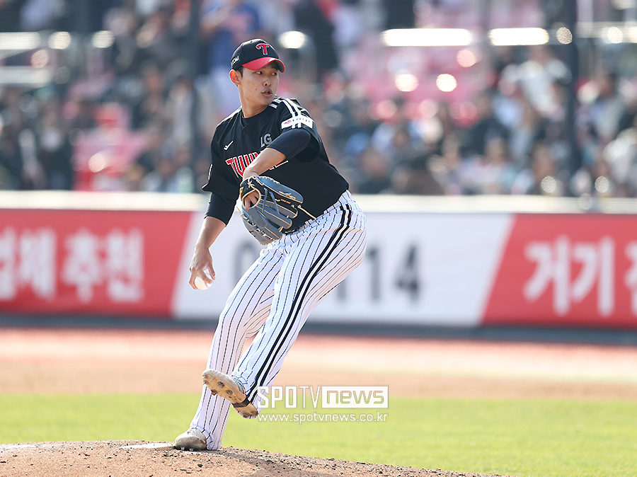 '138클럽' 진짜 옛말, LG도 있다 158㎞ 대포알! 있는데 몰랐던 150㎞ 투수까지 강속구 풍년