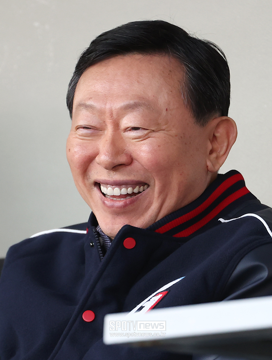 [포토S] 웃음꽃 핀 롯데 신동빈 회장