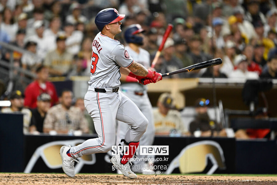 김혜성 경쟁자 또 생기다니… 욕심쟁이 다저스 왕년의 유망주 영입, 롯데행 루머 돌던 그 선수