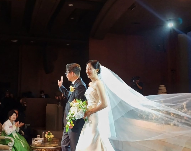 심현섭, 부모 없는 혼주석에 먹먹..폭탄테러로 사망한 父 심상우 의원 향한 그리움