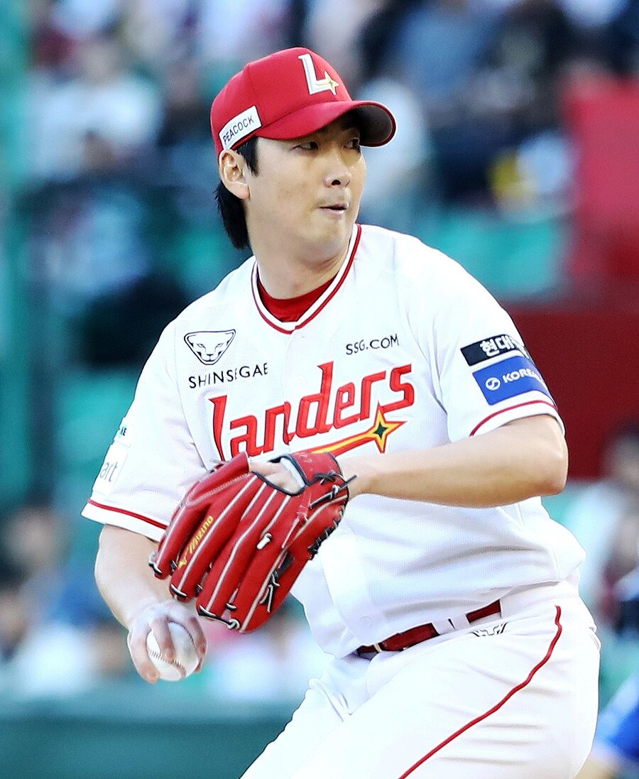 김성윤-강민호-최준우 연장 대포 접전… SSG-삼성 홈런 공방전, 결국 11회 6-6 무승부 [인천 게임노트]