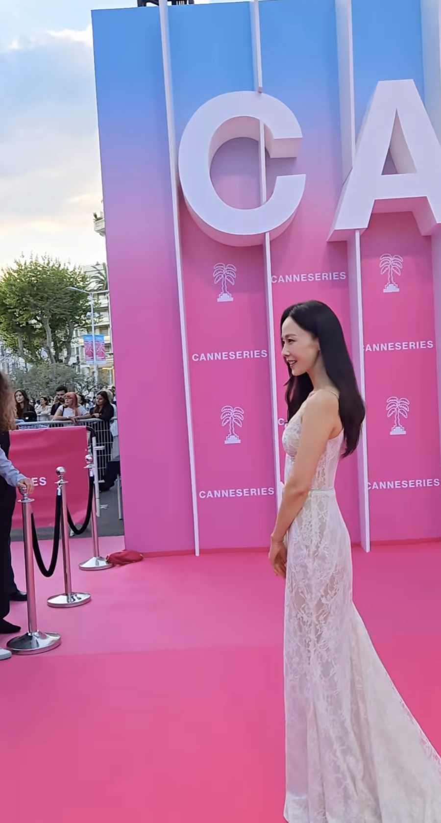 "모든 배우들의 꿈, 꿈만 같고 가슴 벅차" 홍수현, 칸 영화제 입성 소감