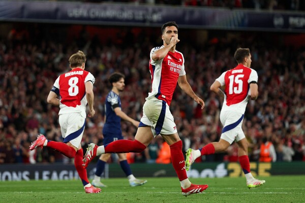 ▲ 첼시는 유로파 컨퍼런스리그 4강 1차전에서 유르고르덴에 4-1로 이겼다. 반면 아스널은 챔피언스리그 4강 1차전에서 파리 생제르맹에 0-1로 패했다. ⓒ연합뉴스/EPA/AFP