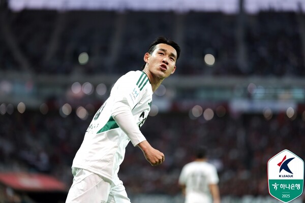 ▲ 전북 현대가 FC서울과의 경기에서 송민규의 결승골로 1-0으로 승리했다. ⓒ한국프로축구연맹