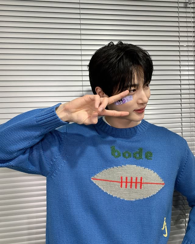 변우석, 이렇게 귀여워도 되나…어린이날 맞아 20살 어려진듯 '깜찍 비주얼'