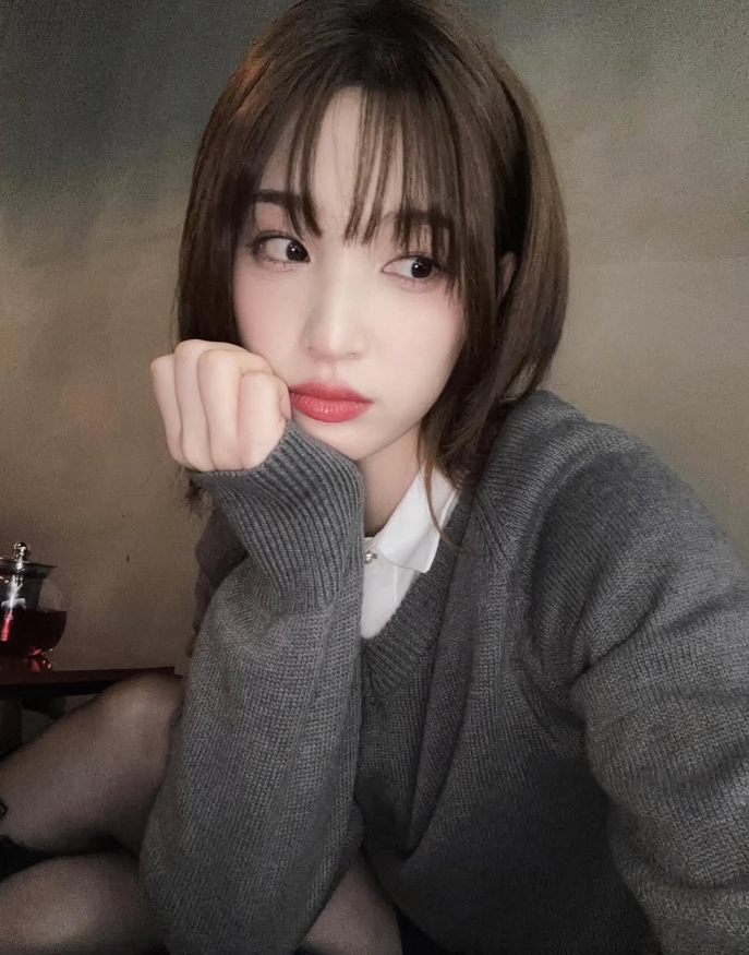 '최민환과 이혼' 율희, 어버이날 세 아이와 함께한 일상 공개 "쏘 스윗한 울 아기들"