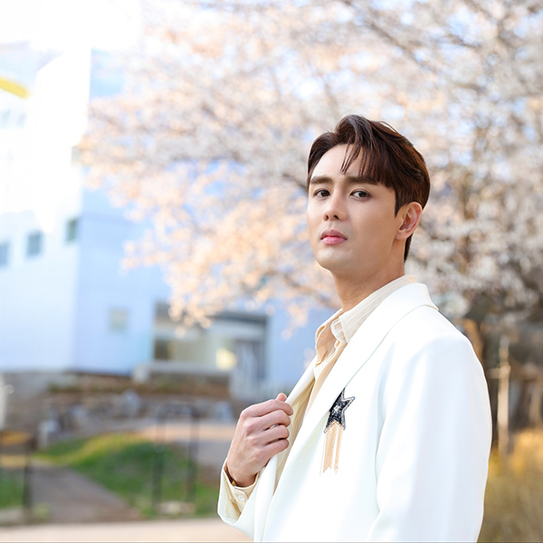 성유빈, 트로트 전향 후 바쁜 활동 "가족 소중함 깨닫는 5월, 감동 무대 기대해달라"