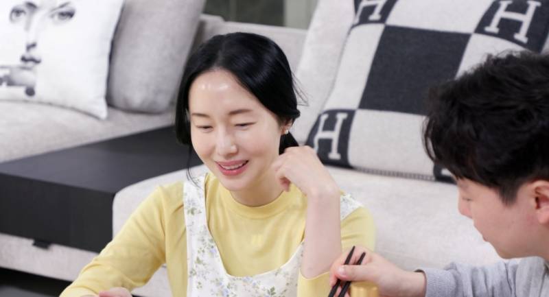 이정현, 둘째 생기고 ♥남편과 '육아 동반자'로…"우리만의 시간 없어"('편스토랑')
