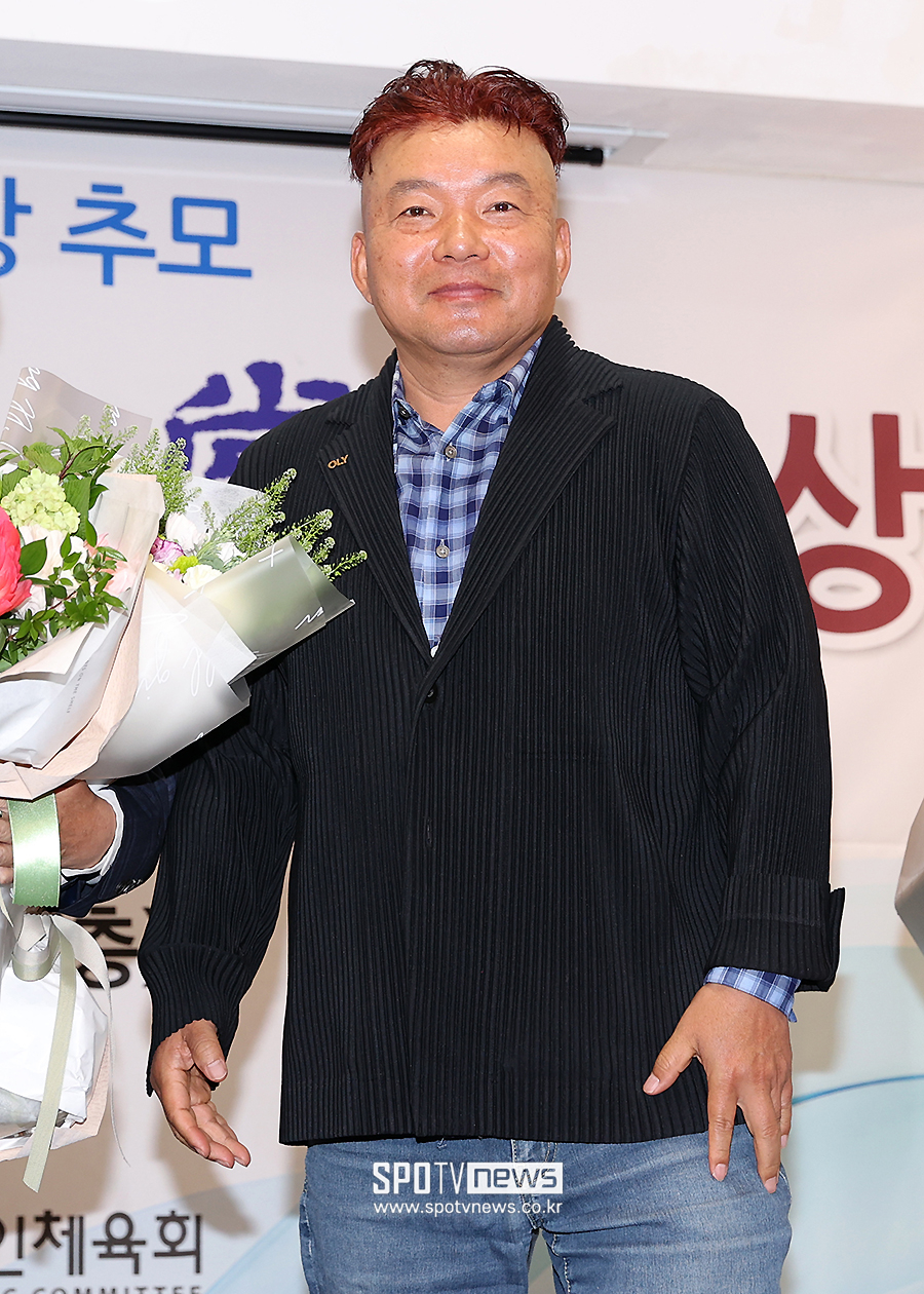 [포토S] 소강체육대상 시상식 참석한 황영조 감독