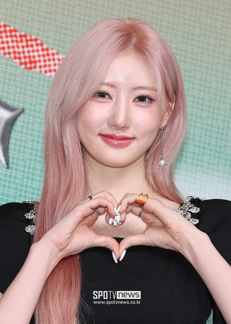 베이비몬스터 라미, 亞 투어 불참 "데뷔 후 치료+활동 병행…절대적 안정 필요"[전문]