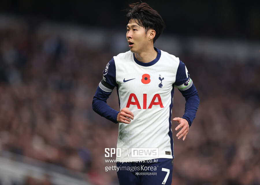 "손흥민 AV전 출장한다" 포스테코글루 '오피셜' 공식입장 발표…UEFA 양대 결승행 대기록 유력