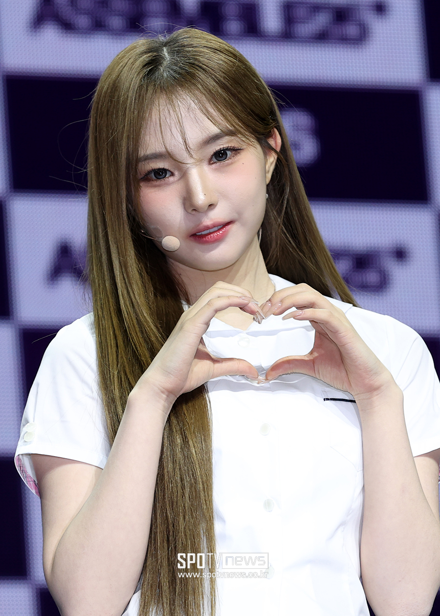 [포토S] 트리플에스 정하연, '눈맞춤에 심쿵'