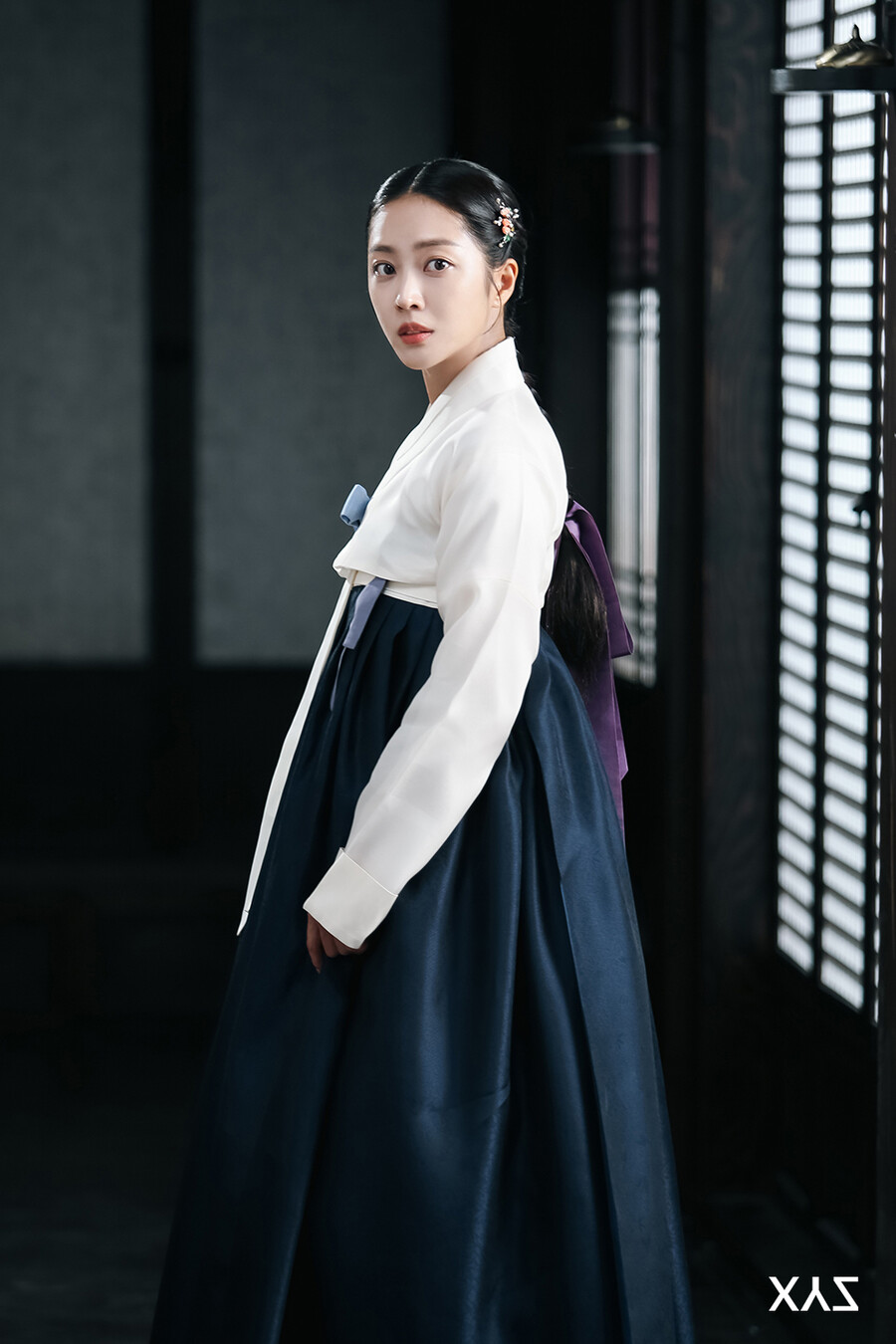 조보아, 한폭의 동양화같은 자태…'탄금' 포스터 비하인드