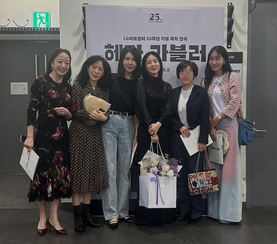 김정은, 이영애·백지연에 '현대家 며느리' 노현정도 함께…깜짝 인맥