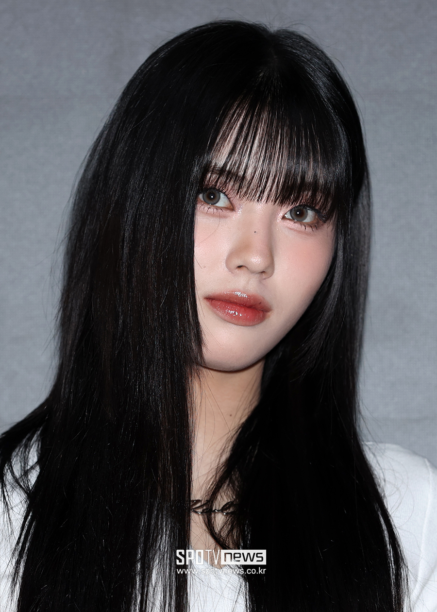 [포토S] 이즈나 코코, 빠져드는 눈빛