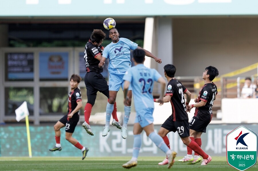 ▲ 18일 오후 대구iM뱅크파크에서 대구FC와 FC서울의 하나은행 K리그1 2025 14라운드가 펼쳐졌다. 경기 결과 서울이 1-0으로 이겨 리그 8경기 만에 승리를 챙겼다. ⓒ 한국프로축구연맹